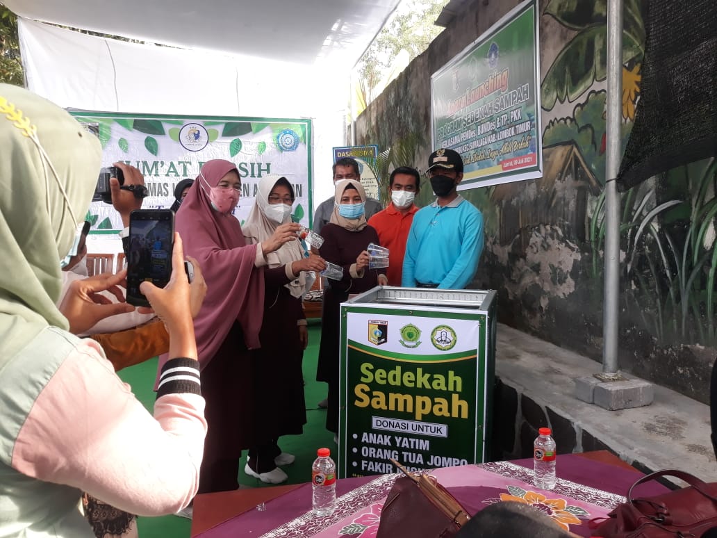 Desa Dasan Borok Launching Sedekah Sampah